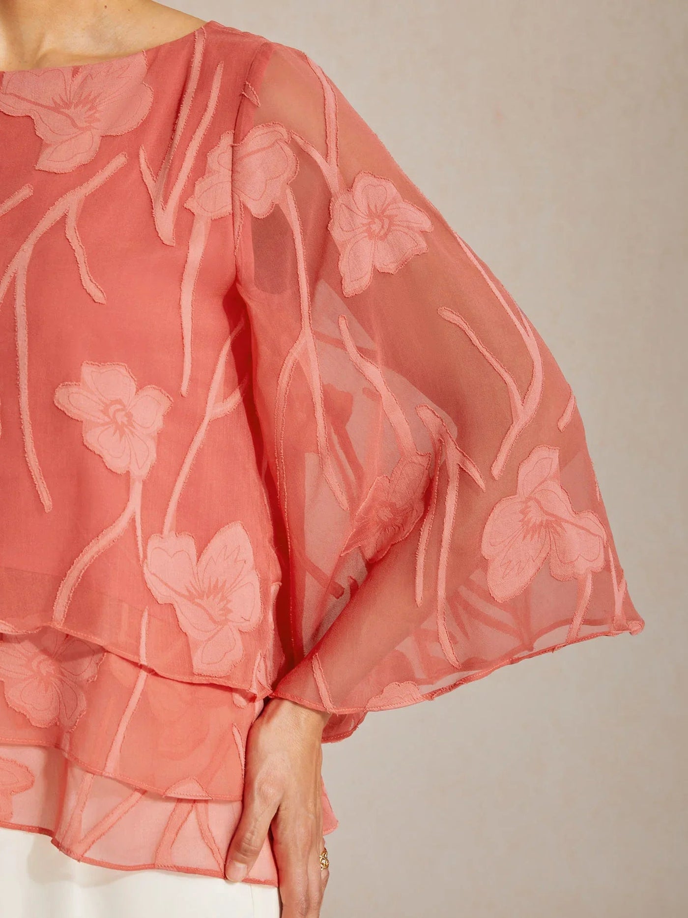 Blusa de Capas Floral de Chifón