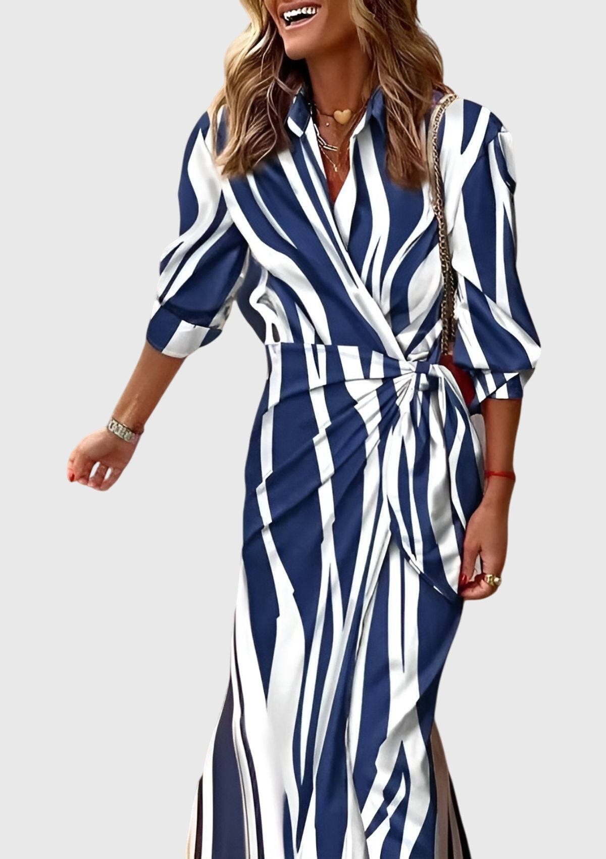 Everly · Vestido Envolvente Estampado