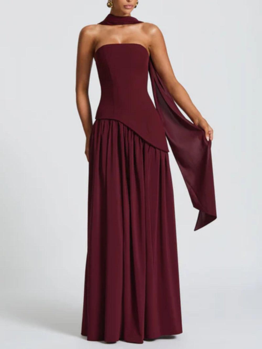 Maliyah · Vestido largo laca cereza