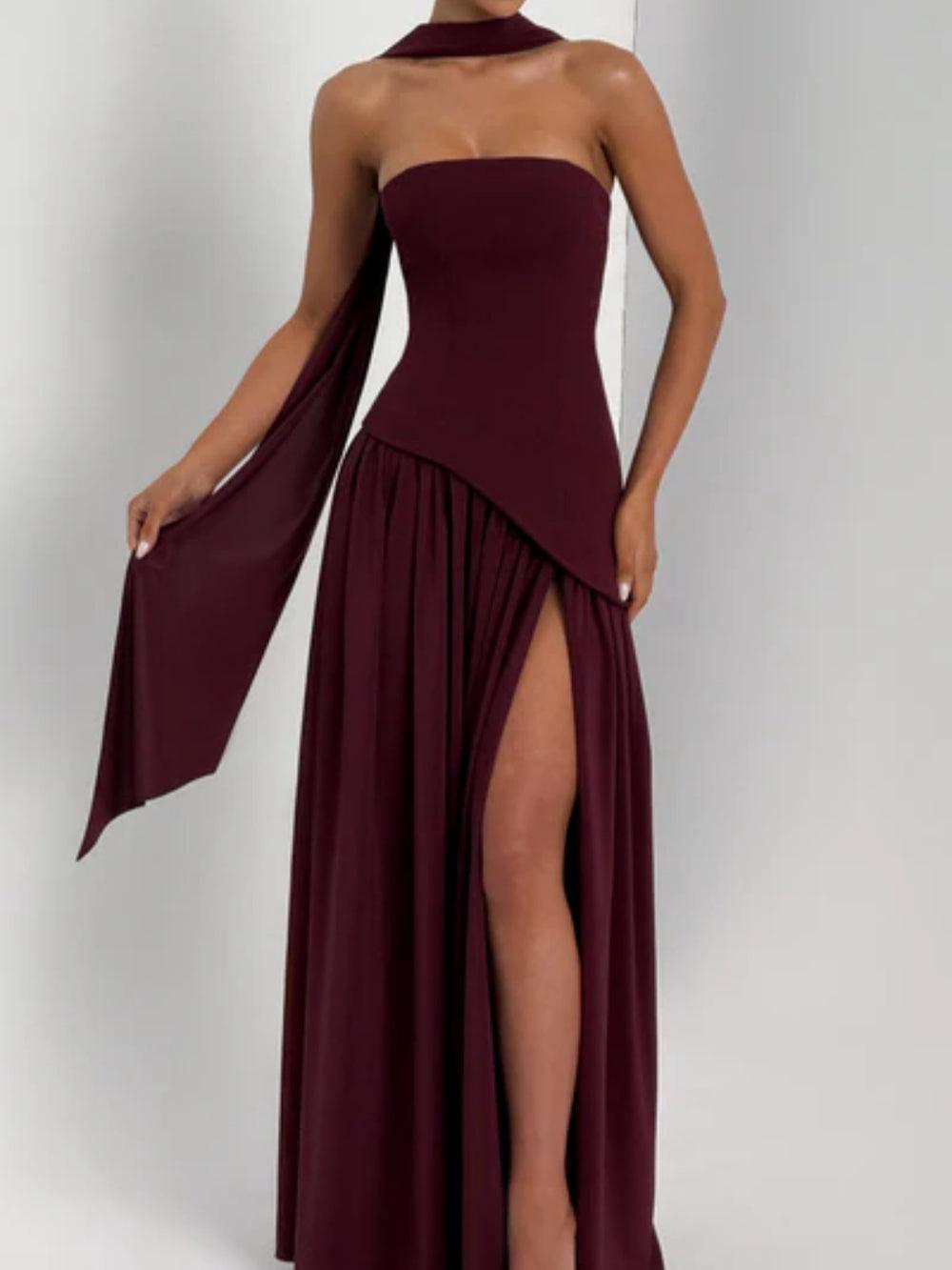 Maliyah · Vestido largo laca cereza