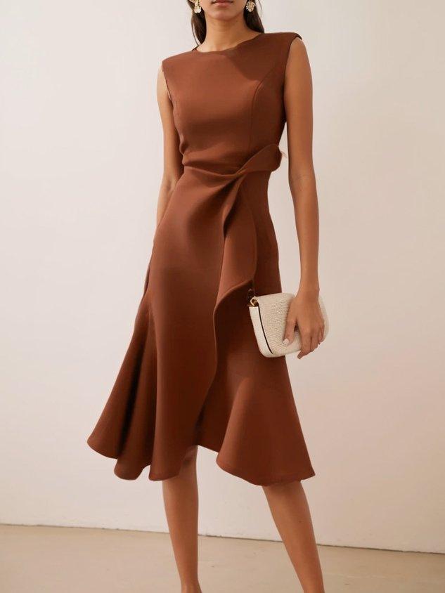 Irene · Vestido midi rojo con nudo en cintura