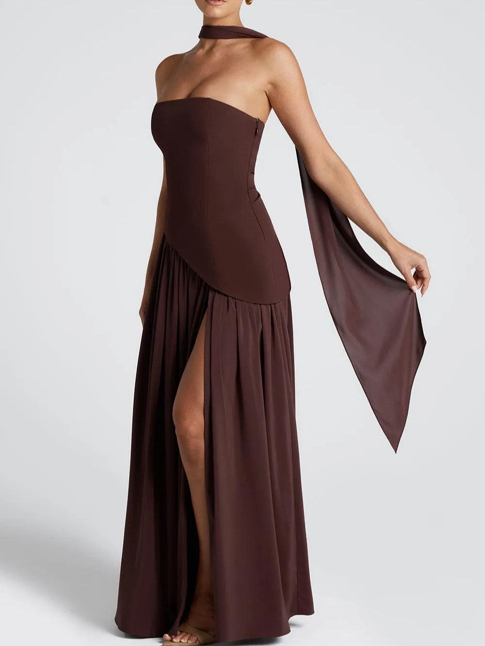 Daniela · Vestido largo con abertura