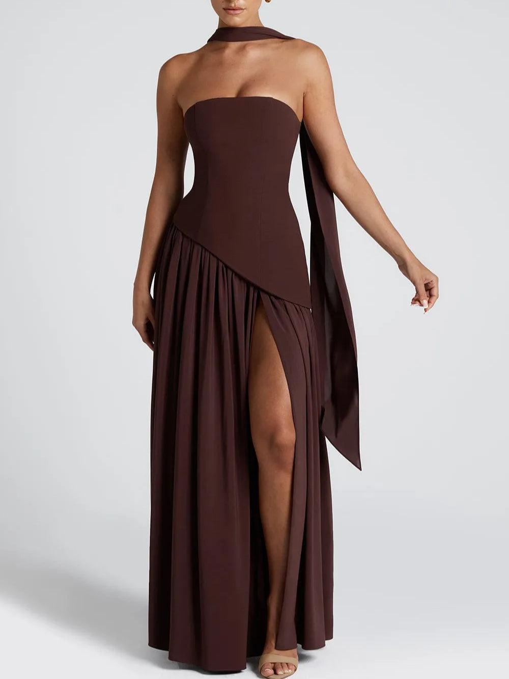 Daniela · Vestido largo con abertura